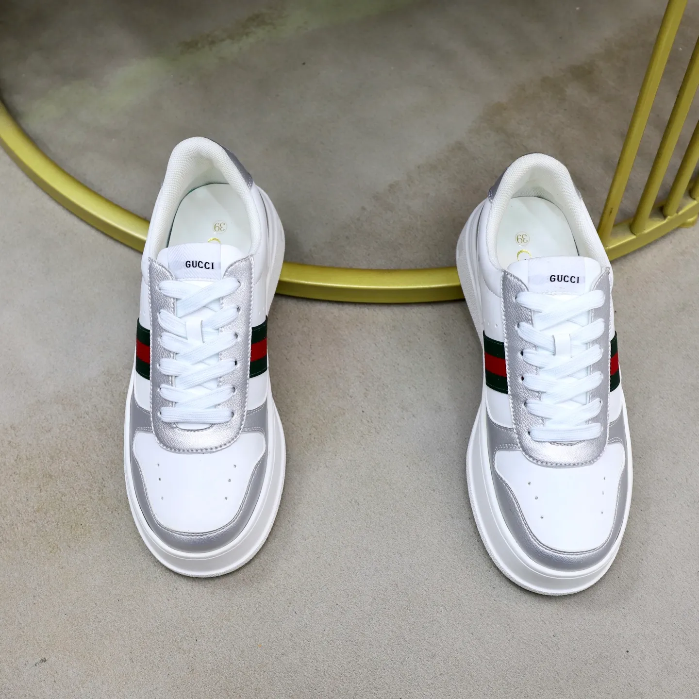 Ex-factory price: 400💰🙅‍♂️🙅‍♂️🙅‍♂️ Brand: GUCCI Standard code: 38-44 (45 customized) Grade: Same as the official website Material: Original leather stitching brand cloth Comfortable and breathable sheepskin lining Lightweight and wear-resistant outsole Style category: Men's fashionable casual shoes Sports shoes Distinguished luxury brand elements Top luxury Color: actual picture color